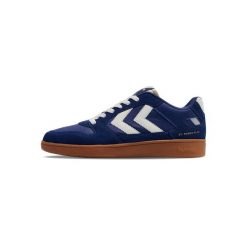 Sneakersy Hummel St. Power Play SP. Niebieskie obuwie sportowe damskie Hummel, bez zapięcia. Za 285.00 zł.