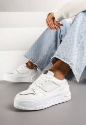 Białe Sneakersy na Grubej Tłoczonej Podeszwie Deoliera. Białe obuwie sportowe damskie Born2be, z jeansu, bez zapięcia. Za 89.99 zł.