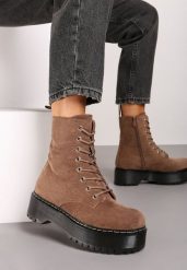 Ciemnobeżowe Botki Workery z Ekozamszu na Platformie Justines. Brązowe botki damskie Renee, z jeansu, eleganckie, bez obcasa, na platformie, bez zapięcia. Za 159.99 zł.