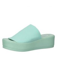 Steve Madden Klapki w kolorze zielonym rozmiar: 39. Zielone klapki damskie Steve Madden, bez wzorów, z otwartym noskiem, bez obcasa, bez zapięcia. Za 126.99 zł.