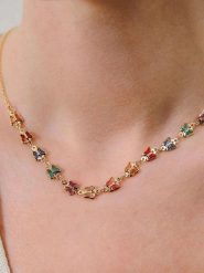 Heliophilia Naszyjnik z cyrkoniami rozmiar: onesize. Żółte naszyjniki damskie Heliophilia, z cyrkonią, z mosiądzu. Za 26.99 zł.