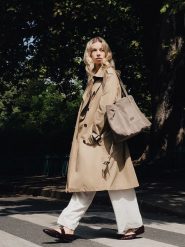 Maison héritage PARIS Skórzany shopper bag "Rise" w kolorze beżowym - 52 x 31 cm rozmiar: onesize. Brązowe shopper bag maison héritage PARIS, bez wzorów, z materiału, na ramię, bez dodatków. Za 434.99 zł.