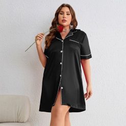 Koszulka nocna z krótkim rękawem i delikatnymi detalami Alisa. Zielone koszulki damskie Intica, l, bez wzorów, bez kołnierzyka, bez ramiączek. Za 159.00 zł.