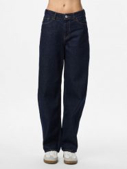 Pieces Dżinsy - Barrel fit - w kolorze granatowym rozmiar: W26/L30. Niebieskie jeansy damskie Pieces. Za 139.95 zł.