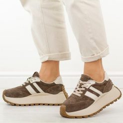 Brązowe skórzane sneakersy damskie DiA 5986. Brązowe obuwie sportowe damskie DiA, na jesień, z jeansu, bez zapięcia. Za 269.00 zł.