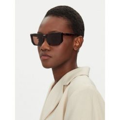 Okulary przeciwsłoneczne Max Mara. Brązowe okulary przeciwsłoneczne damskie Max Mara. Za 579.99 zł.