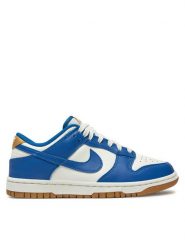 Nike Sneakersy Dunk Low FB7173 141 Biały. Białe obuwie sportowe damskie Nike, ze skóry, bez zapięcia. Za 389.99 zł.