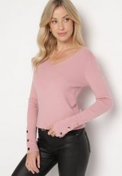 Ciemnoróżowy Sweter z Dekoltem V i Ozdobnymi Guzikami na Rękawach Atterisa. Czerwone swetry klasyczne damskie Born2be, m, z jeansu, bez kołnierzyka. Za 89.99 zł.