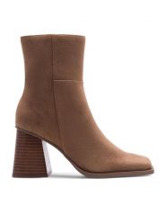 Nine West Botki KASIM ZR117-2 Brązowy. Brązowe botki damskie Nine West, z materiału, bez obcasa, na słupku, bez zapięcia. Za 195.99 zł.