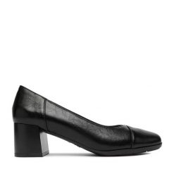 Czółenka Go Soft. Czarne czółenka damskie GO SOFT, bez wzorów, bez obcasa. Za 139.99 zł.