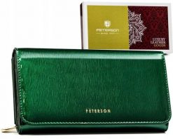 Portfel skórzany Peterson PTN 421077-SH zielony. Zielone portfele damskie Peterson, bez wzorów, ze skóry. Za 153.99 zł.