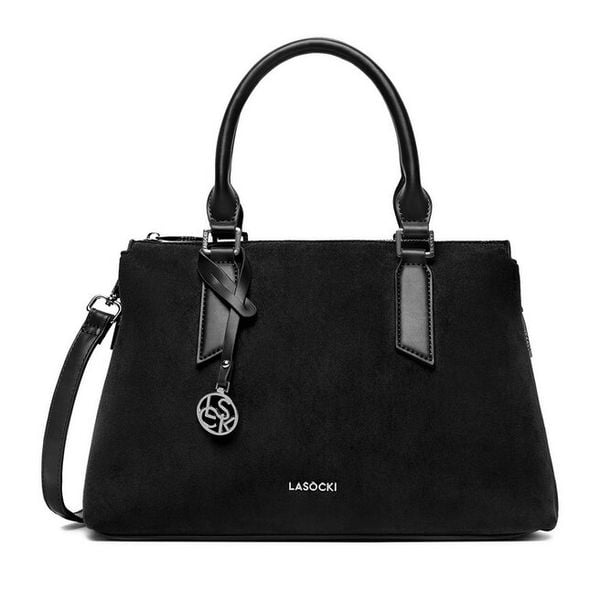 Torebka Lasocki. Czarne torebki klasyczne damskie Lasocki, bez dodatków. Za 219.99 zł.