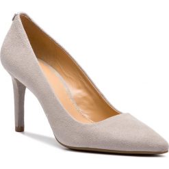 Szpilki MICHAEL MICHAEL KORS - Dorothy Flex Pump 40F6DOMP1S Rearl Grey. Szare szpilki damskie MICHAEL Michael Kors, bez wzorów, ze skóry, bez obcasa, na obcasie, bez zapięcia. W wyprzedaży za 339.00 zł.
