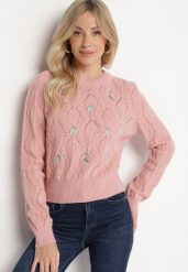 Różowy Sweter Ozdobiony Tłoczeniem i Kwiatkami Eretina. Czerwone swetry klasyczne damskie Born2be, m, z jeansu, bez kołnierzyka. Za 139.99 zł.