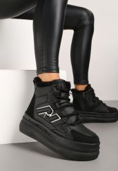 Czarne Sznurowane Sneakersy na Tłoczonej Platformie Ozdobione z Boku Aplikacją Neathalie. Czarne obuwie sportowe damskie Renee, z jeansu, bez zapięcia. Za 99.99 zł.
