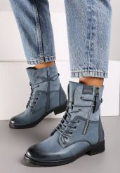 Niebieskie Botki Workery z Łączonych Materiałów z Ozdobnym Suwakiem Debiora. Niebieskie botki damskie Born2be, z jeansu, eleganckie, bez obcasa, na płaskiej podeszwie, bez zapięcia. Za 149.99 zł.