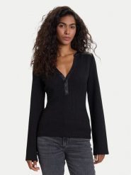 Guess Sweter W5BP15 K1162 Czarny Regular Fit. Czarne swetry klasyczne damskie Guess, m, z syntetyku, bez kołnierzyka. Za 279.99 zł.