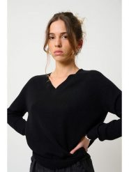 AUTHENTIC CASHMERE Kaszmirowy sweter "Savannah" w kolorze czarnym rozmiar: XXL. Czarne swetry klasyczne damskie AUTHENTIC CASHMERE, na lato, xxl, z kaszmiru, bez kołnierzyka. Za 232.78 zł.