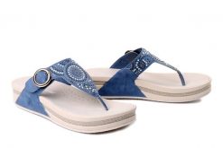 RIEKER V1465-14 blue, klapki japonki damskie. Niebieskie klapki damskie Rieker, bez wzorów, bez obcasa, bez zapięcia. Za 349.90 zł.