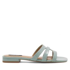 Klapki Nine West. Niebieskie klapki damskie Nine West, bez wzorów, bez obcasa, bez zapięcia. Za 144.99 zł.