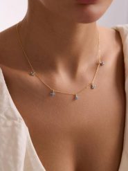 Lodie Silver Pozłacany naszyjnik z elementami ozdobnymi - dł. 42 cm rozmiar: onesize. Niebieskie naszyjniki damskie Lodie Silver, z akwamarynem, pozłacane. Za 113.99 zł.