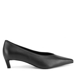 Szpilki GINO ROSSI. Czarne szpilki damskie Gino Rossi, bez wzorów, bez obcasa, na szpilce, bez zapięcia. Za 299.99 zł.