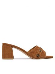 Guess Klapki FLJGU2 SUE03 Brązowy jasny. Brązowe klapki damskie Guess, z aplikacjami, ze skóry, bez obcasa, bez zapięcia. Za 589.99 zł.