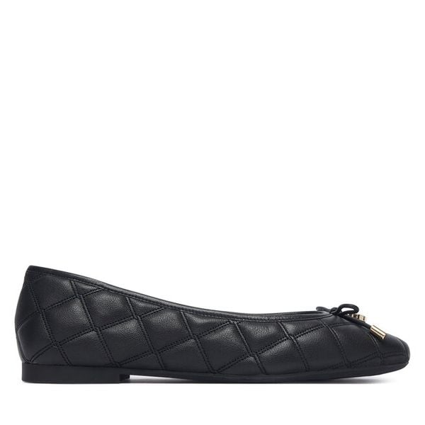 Baleriny Tommy Hilfiger. Czarne balerinki damskie Tommy Hilfiger, bez wzorów. Za 449.99 zł.