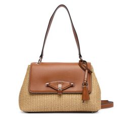Torebka Guess. Brązowe torebki klasyczne damskie Guess, bez dodatków. Za 584.99 zł.