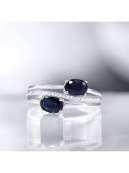 CARATELLI Złoty pierścionek "Duo de Saphirs" z diamentami i szafirami rozmiar: 56. Niebieskie pierścionki damskie CARATELLI, z diamentem, złote. Za 1,314.71 zł.