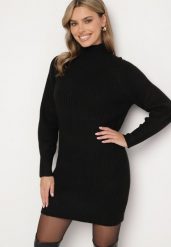 Czarna Sweterkowa Sukienka z Półgolfem i Wełną o Pudełkowym Kroju Norienne. Czarne sukienki damskie Born2be, bez wzorów, z wełny, eleganckie, bez ramiączek. W wyprzedaży za 118.99 zł.