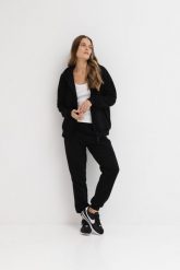 LEKKIE SPODNIE CELINE CZARNE S - Flawless. Czarne spodnie dresowe damskie Flawless, bez wzorów, z bawełny. Za 320.00 zł.