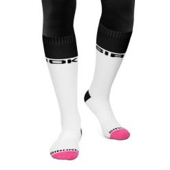 Skarpety snowboardowe Siroko Fuji White. Białe skarpetki damskie SIROKO, bez wzorów. Za 63.00 zł.