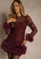 Bordowa Dopasowana Koronkowa Sukienka Koktajlowa z Tiulowymi Aplikacjami Kretalia. Czerwone sukienki damskie Renee, z aplikacjami, z koronki, wizytowe, bez ramiączek. Za 239.99 zł.