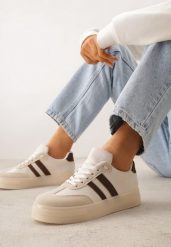 Beżowe Sneakersy na Platformie w Stylu Tenisówek Ozdobione Paskami Ladia. Brązowe obuwie sportowe damskie Renee, na wiosnę, z jeansu, bez zapięcia, tenisowe. Za 109.99 zł.
