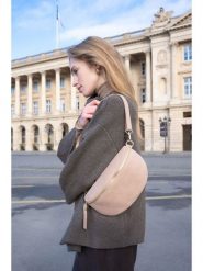 Maison héritage PARIS Skórzana saszetka "Kimi" w kolorze szarobrązowym - 24 x 12 x 5 cm rozmiar: onesize. Brązowe nerki i saszetki damskie maison héritage PARIS, bez wzorów, z materiału. Za 210.81 zł.