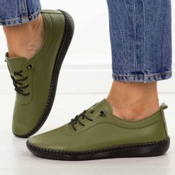 Khaki skórzane półbuty damskie T.Sokolski 2023. Brązowe półbuty damskie Sokolski, na jesień, bez wzorów, z jeansu, z okrągłym noskiem, bez obcasa, na płaskiej podeszwie, bez zapięcia. Za 249.00 zł.