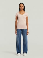 G-Star Koszulka "Base V" w kolorze jasnoróżowym rozmiar: M. Różowe koszulki damskie G-Star, m, bez wzorów, z bawełny, bez kołnierzyka, bez ramiączek. Za 96.37 zł.