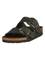 Birkenstock Skórzane klapki "Arizona" w kolorze czarnym rozmiar: 40. Czarne klapki damskie Birkenstock, bez wzorów, z otwartym noskiem, bez obcasa, bez zapięcia. Za 572.95 zł.