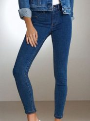 Jeansy skinny mid waist - granatowy. Niebieskie jeansy damskie Sinsay. Za 19.99 zł.