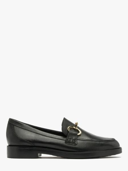 Czarne mokasyny ze złotą ozdobą. Czarne mokasyny damskie Ryłko, ze skóry, z okrągłym noskiem, bez obcasa. W wyprzedaży za 329.99 zł.