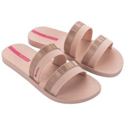 Klapki Ipanema Mesh Slide 83649 BB780 różowe. Czerwone klapki damskie bez wzorów, z materiału, bez obcasa, bez zapięcia. Za 218.61 zł.