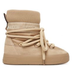 Śniegowce Tommy Hilfiger. Brązowe śniegowce damskie Tommy Hilfiger. Za 559.99 zł.
