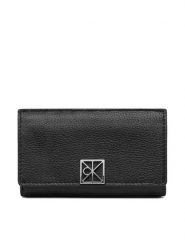 Calvin Klein Portfel Emblem Hw Pebble Snap Cardholder LV04F1127G Czarny. Czarne portfele damskie Calvin Klein, bez wzorów, ze skóry. Za 249.99 zł.
