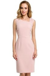 Sukienka elegancka ołówkowa z asymetrycznym dekoltem pudrowy róż. Czerwone sukienki damskie Sukienki.shop, bez wzorów, z materiału, biznesowe, bez ramiączek. Za 249.00 zł.