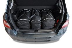 Torby Do Bagażnika Skoda Fabia Hatchback 2014-2021 3Szt Kjust. Czarne torby podróżne KJUST, bez wzorów, z kauczuku. Za 925.00 zł.