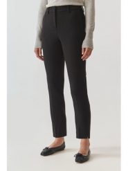 TATUUM Spodnie chino w kolorze czarnym rozmiar: 36. Czarne spodnie materiałowe damskie TATUUM, bez wzorów. Za 209.33 zł.