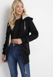 Czarna Długa Bluza z Ozdobnymi Taśmami Ocieplona Savabe. Czarne bluzy damskie Born2be, na zimę, l, bez wzorów, z dzianiny, bez kaptura. Za 129.99 zł.