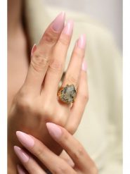 Pierres delicates Pozłacany pierścionek z prehnitem rozmiar: onesize. Żółte pierścionki damskie Pierres delicates, z prehnitem, pozłacane. Za 78.84 zł.