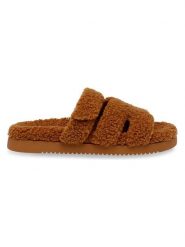 Steve Madden Klapki w kolorze jasnobrązowym rozmiar: 39. Brązowe klapki damskie Steve Madden, bez wzorów, z otwartym noskiem, bez obcasa, bez zapięcia. Za 219.95 zł.